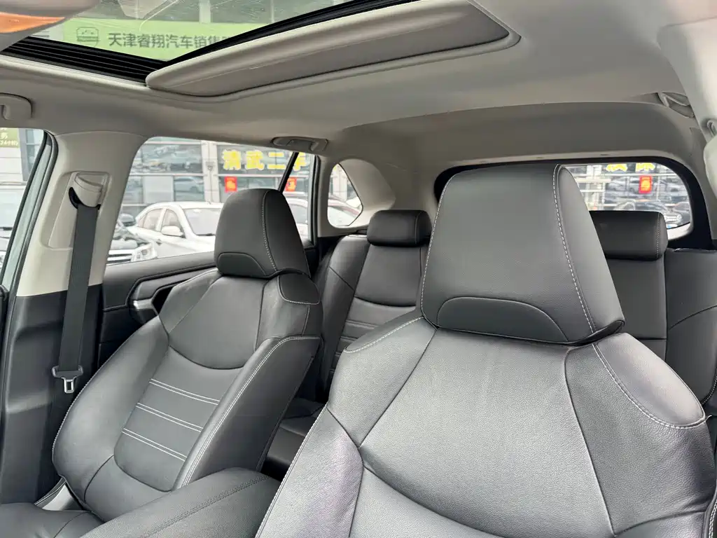 TOYOTA RAV4 RONGFANG