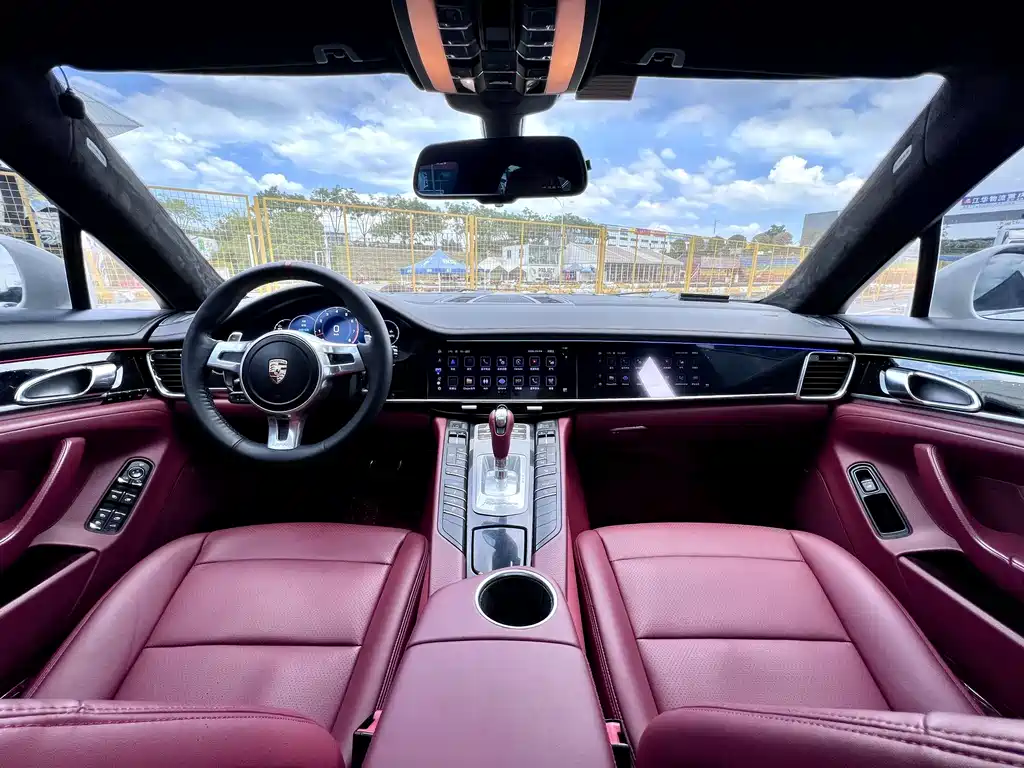 Porsche Panamera — миниатюра 9