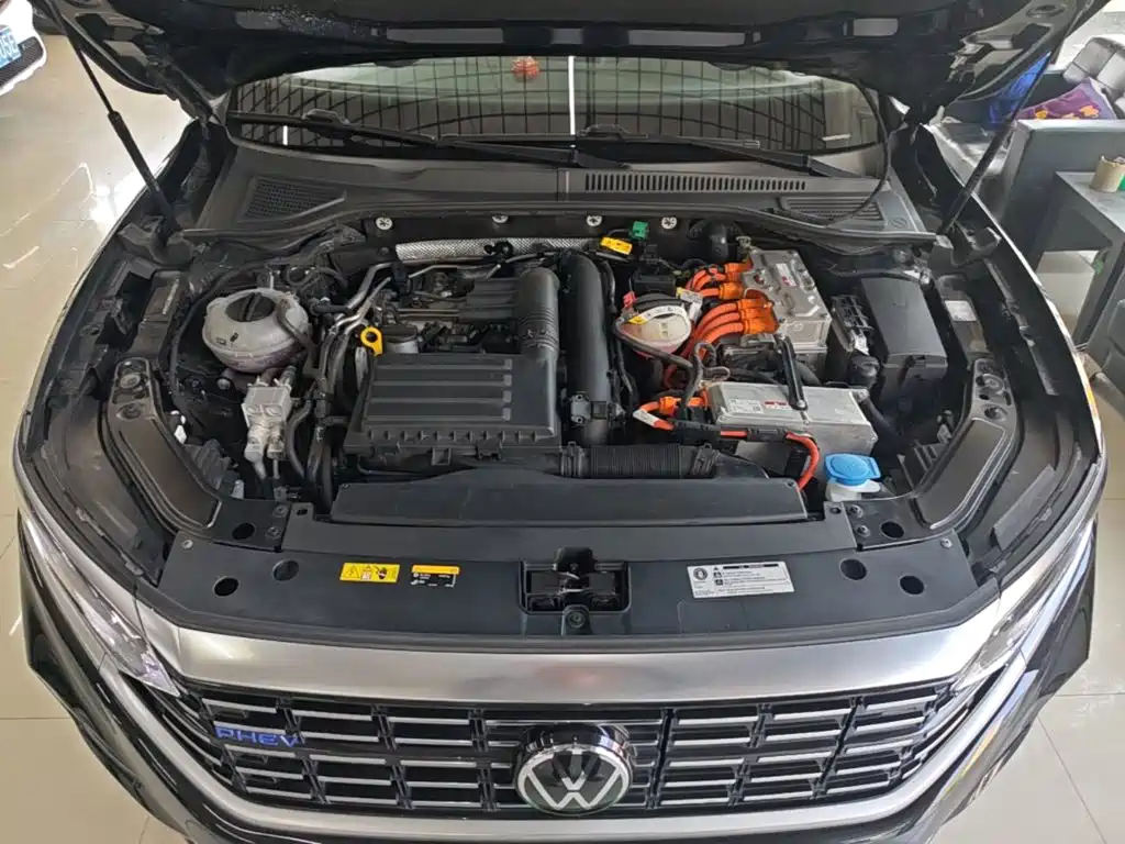 Volkswagen 帕萨特插电混动 — миниатюра 20