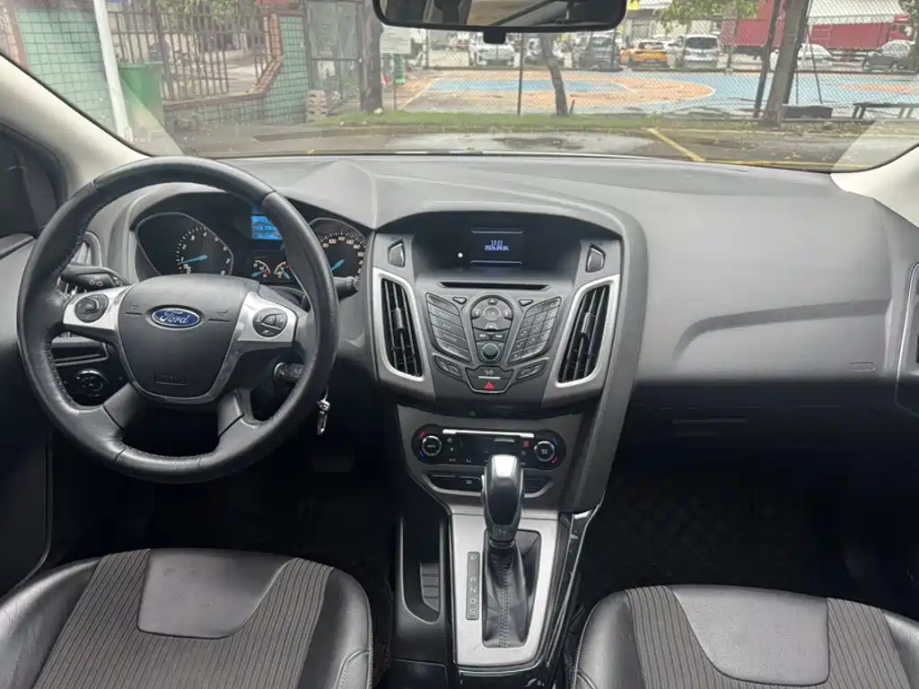 Ford Focus — миниатюра 10