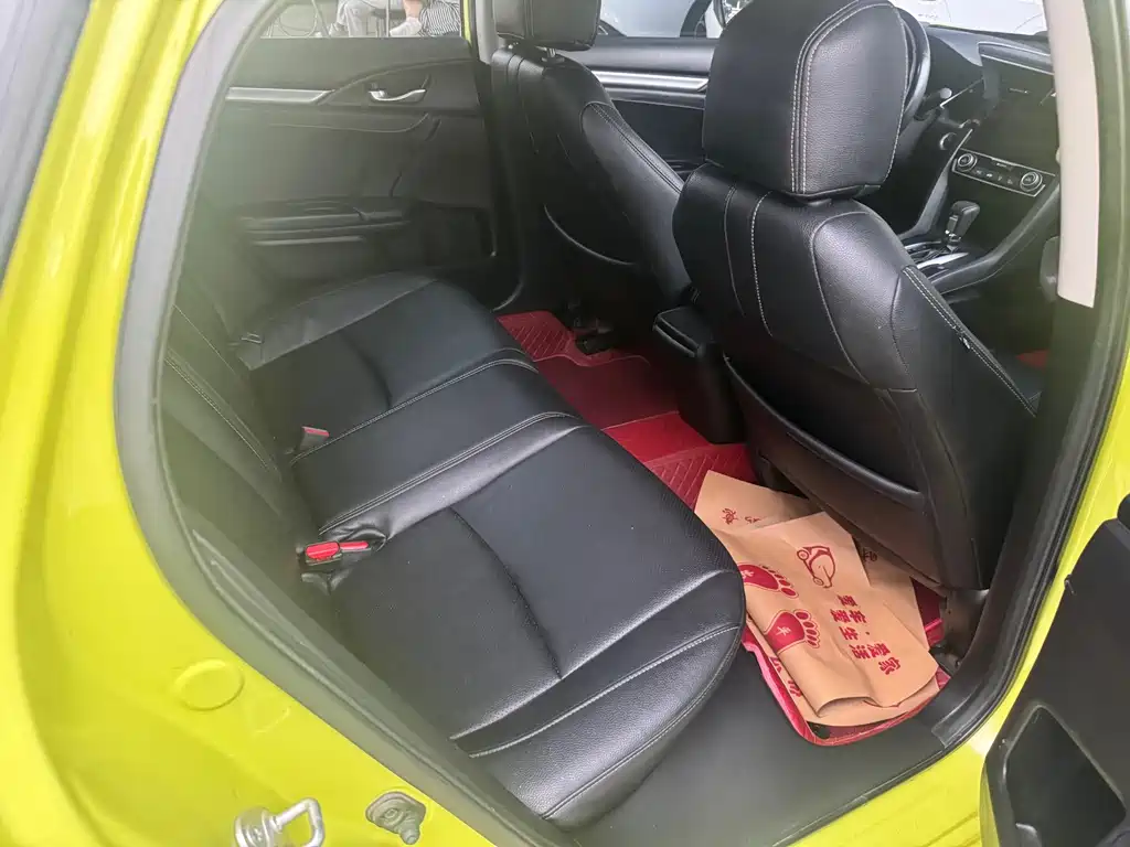 Honda Civic — миниатюра 10