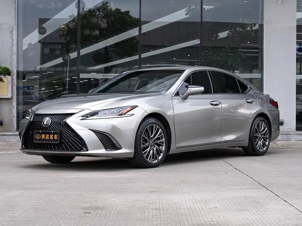 Купить Lexus ES