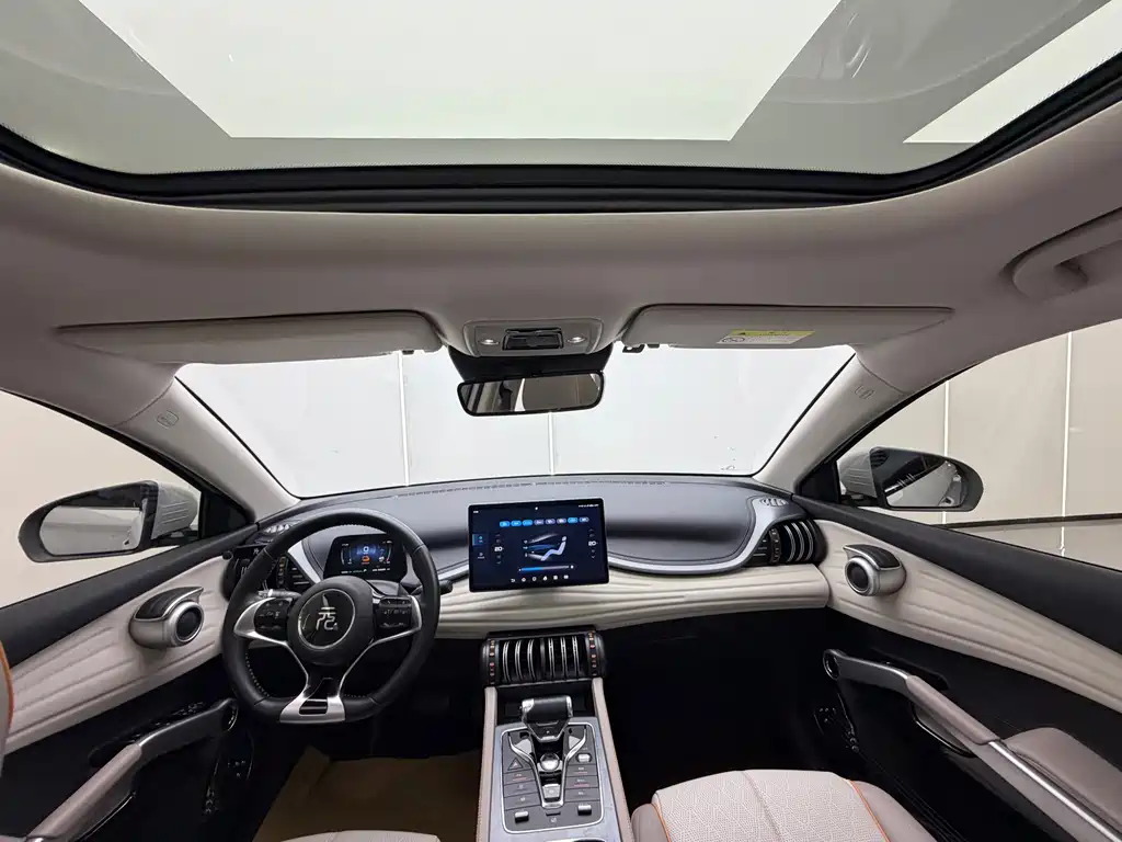 BYD Yuan Plus — миниатюра 9