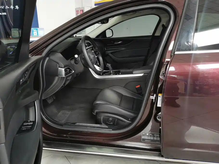 Jaguar XEL — миниатюра 9