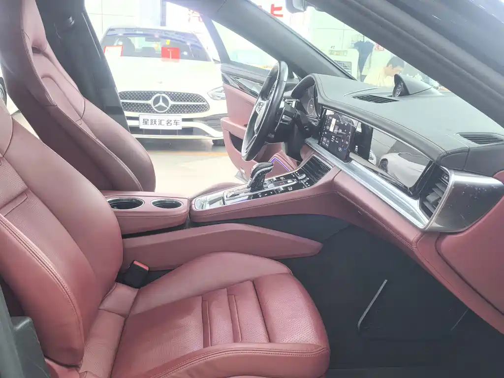 Porsche Panamera — миниатюра 12