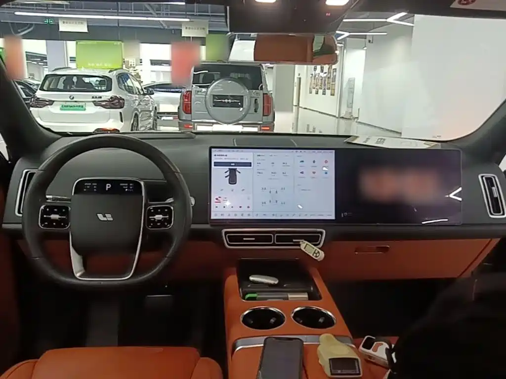 Li Auto Li L8 — миниатюра 10