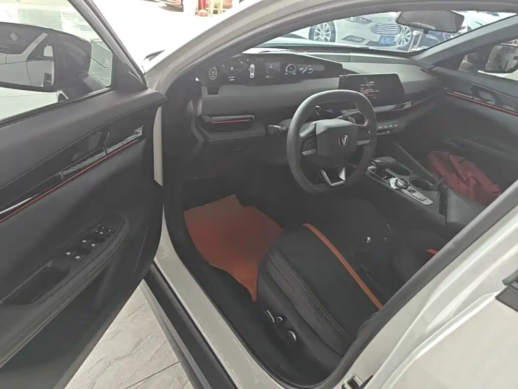 Changan UNI-V — миниатюра 16