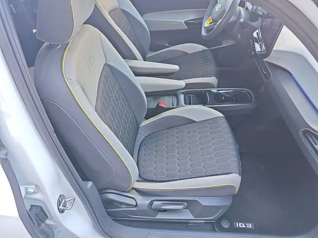 Volkswagen ID.3 — миниатюра 25