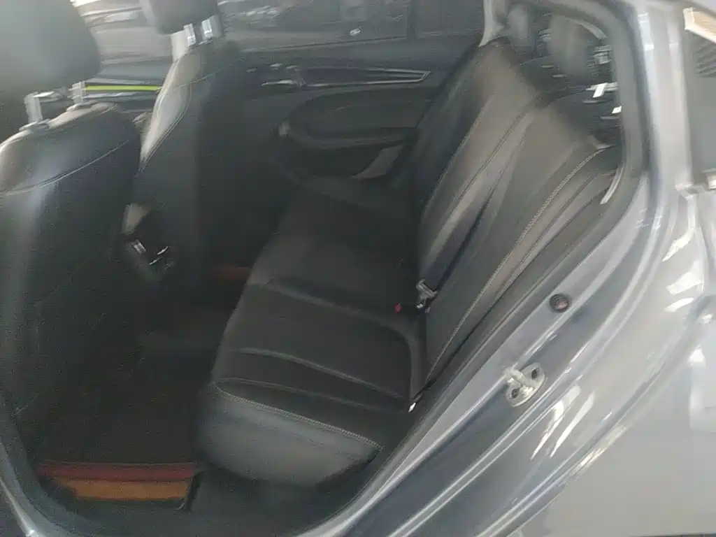 Roewe i5 — миниатюра 17