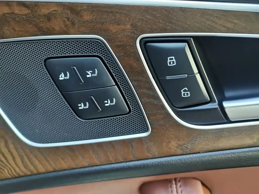 Audi A6L — миниатюра 16
