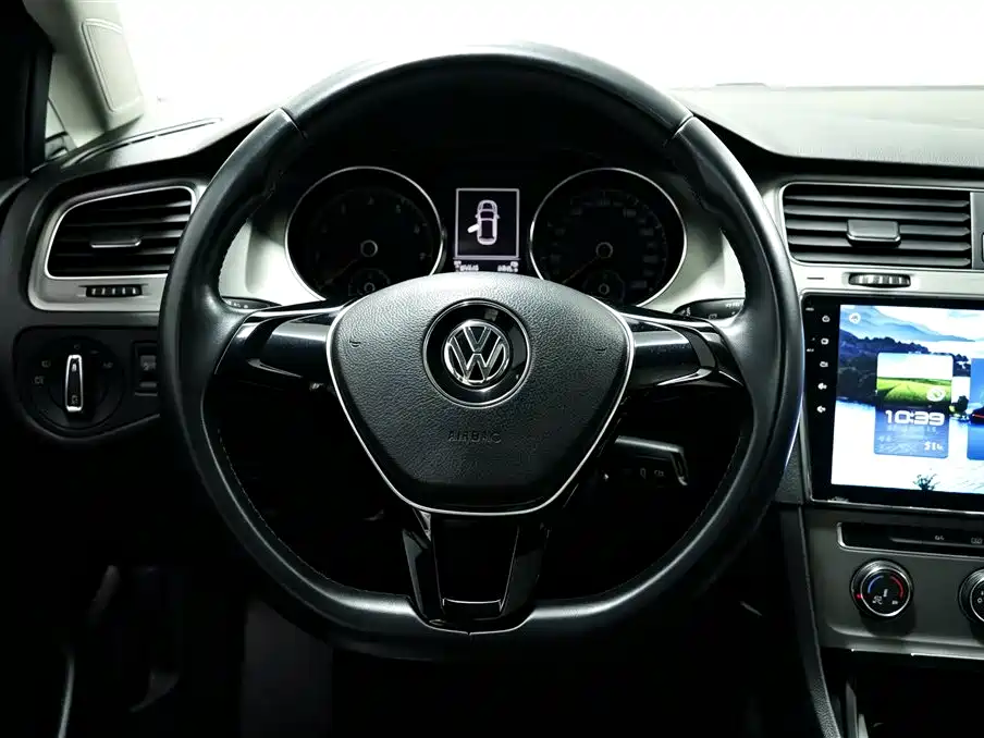 Volkswagen Golf — миниатюра 11
