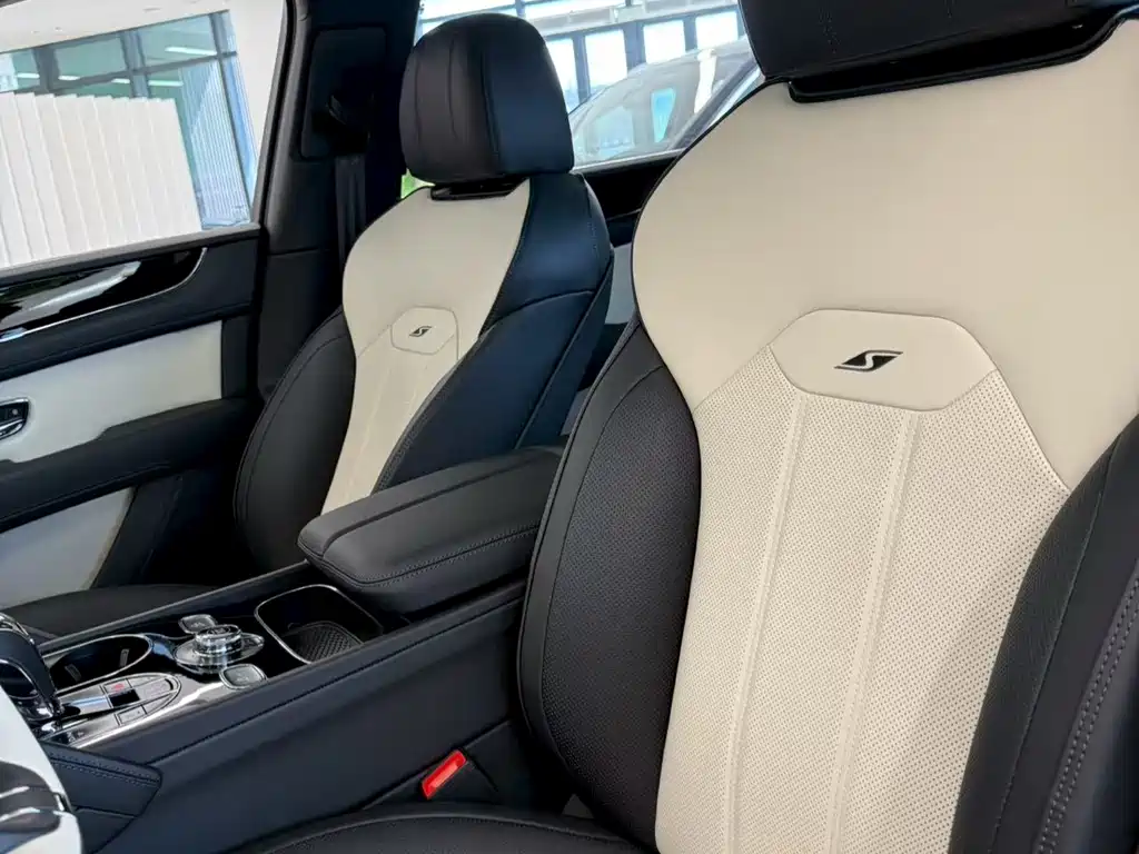Bentley Bentayga 2025 4.0T V8 S