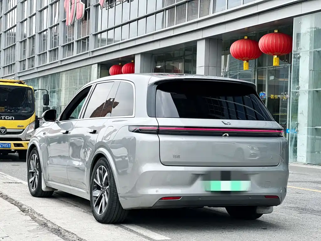 Li Auto L8 2023 Pro
