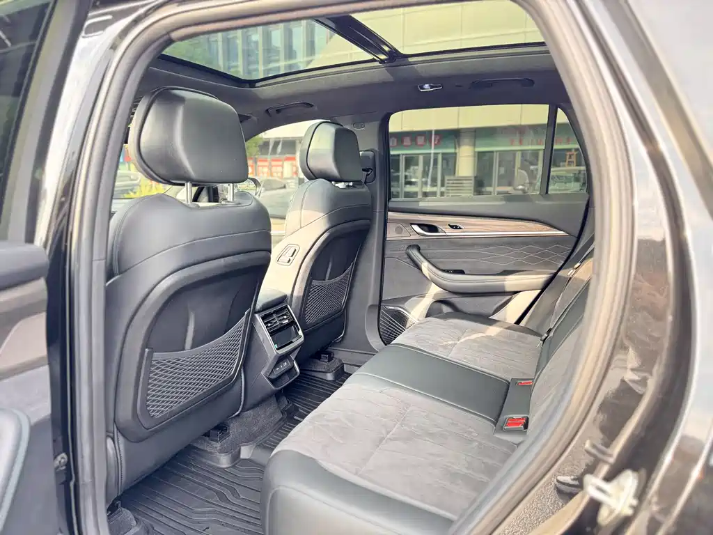 Geely Monjaro L 2025 2.0TD AT