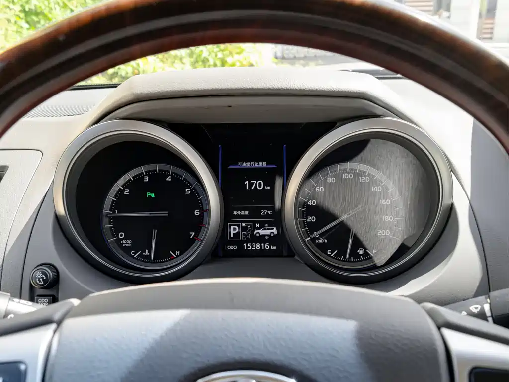 Toyota Prado — миниатюра 13