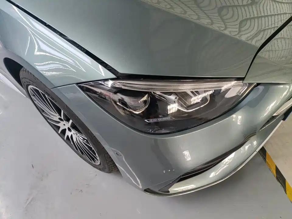 Mercedes-Benz C-Class — миниатюра 12