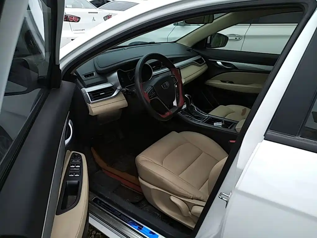 Geely Emgrand — миниатюра 16