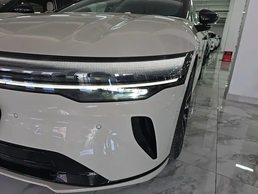 Zeekr Крайний Криптон 007 GT — миниатюра 24