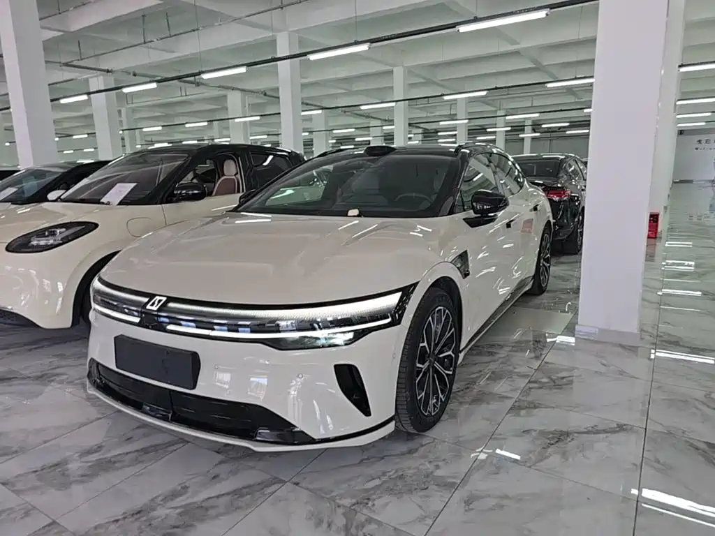 Zeekr Крайний Криптон 007 GT — миниатюра 2