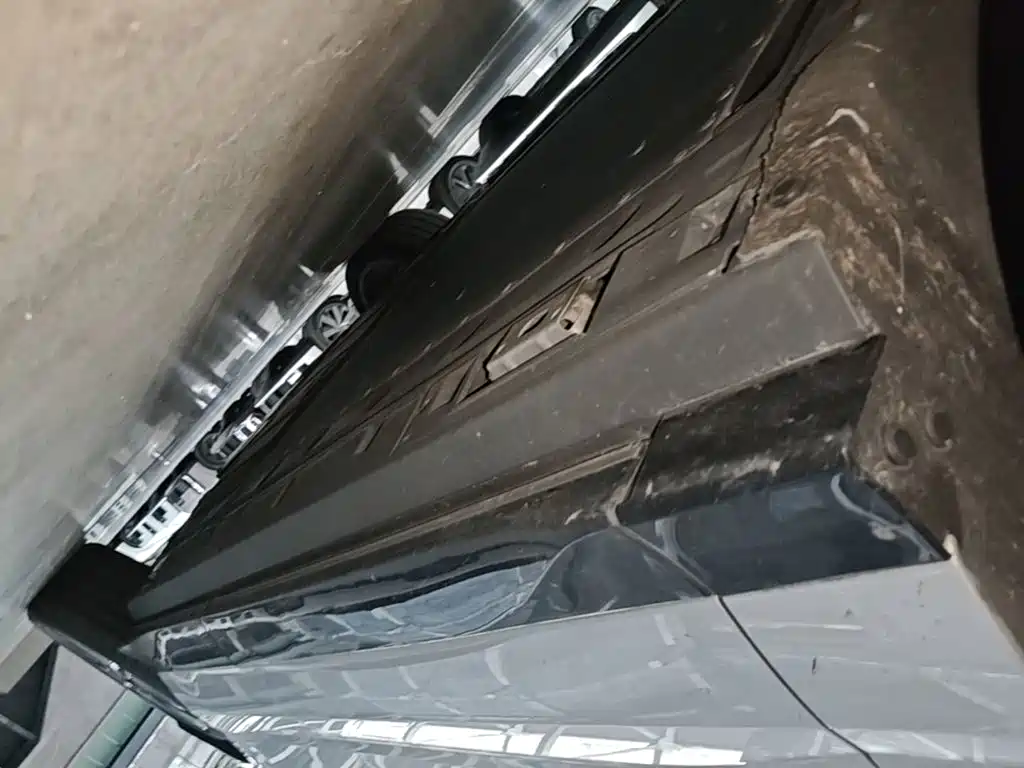 Denza Zoom N8L — миниатюра 8