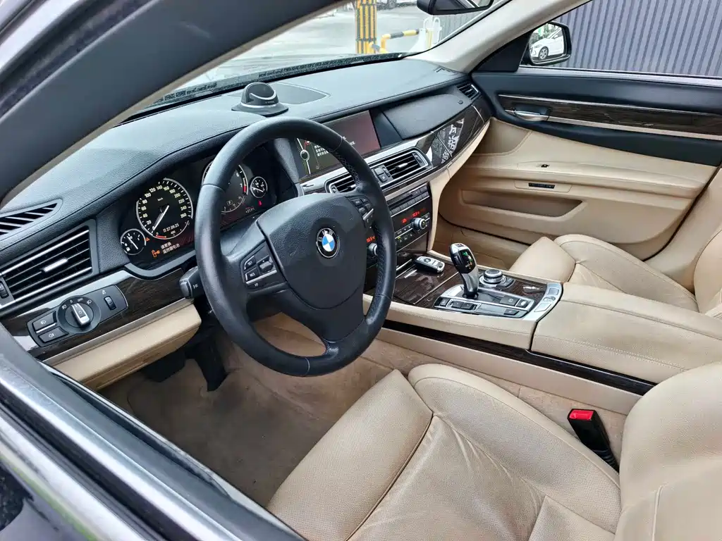 BMW 7 Series 7 2009 730Li Luxury