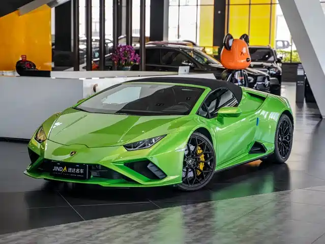 LAMBORGHINI HURACÁN 2020