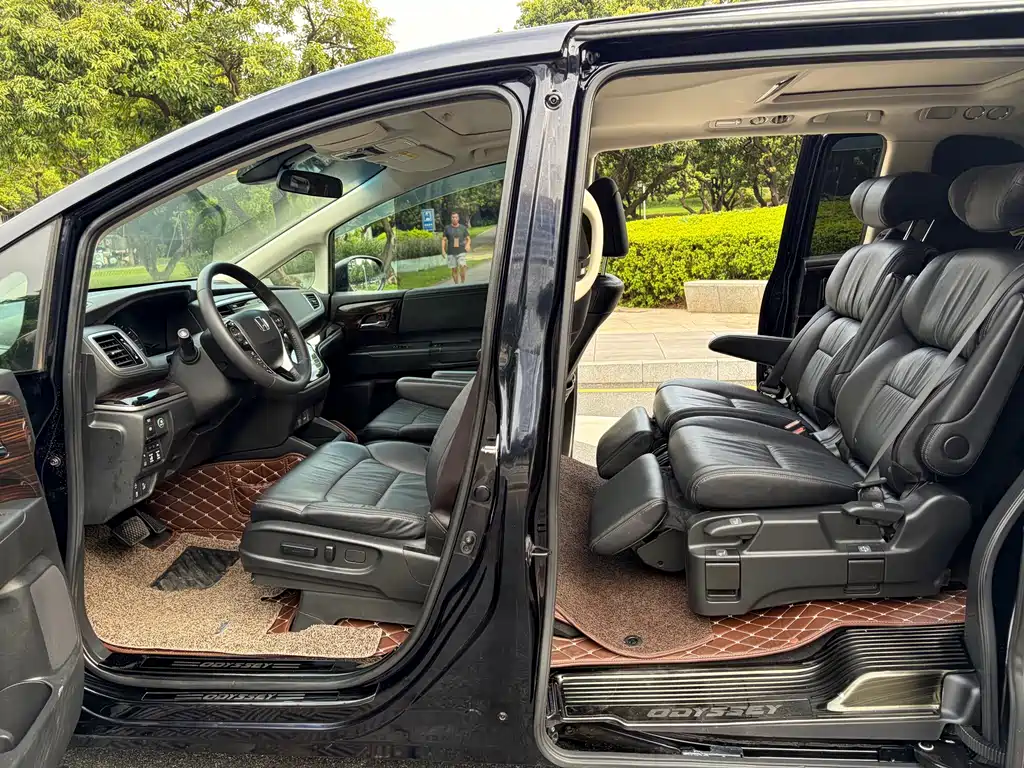 Honda Odyssey — миниатюра 5