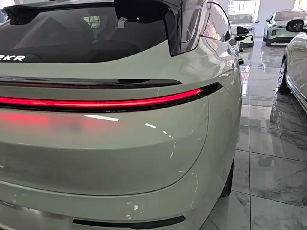 Zeekr Крайний Криптон 007 GT — миниатюра 8