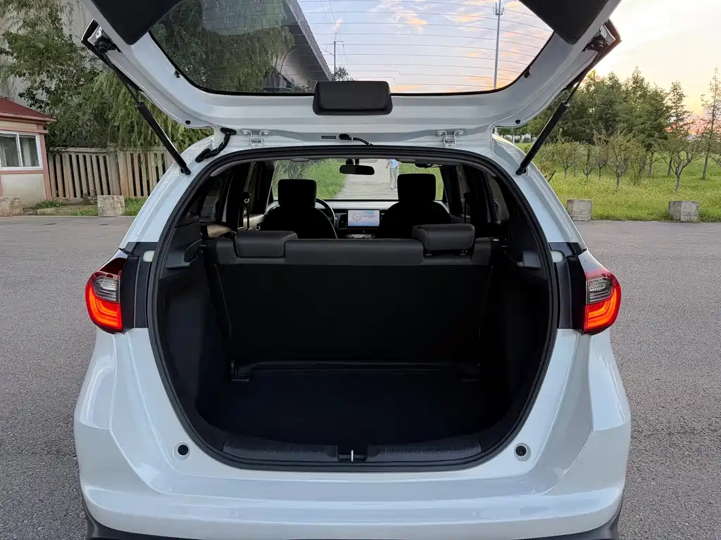 Honda Fit — миниатюра 21