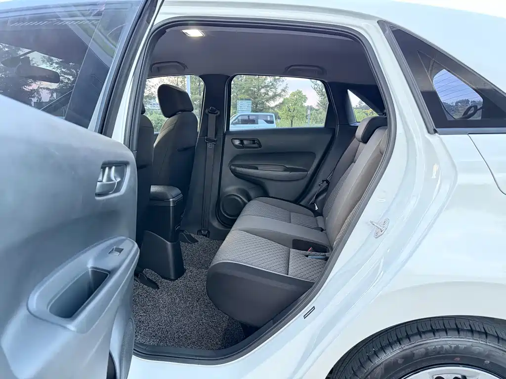Honda Fit — миниатюра 15