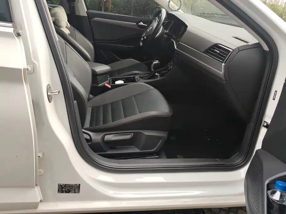 Volkswagen Sagitar — миниатюра 8