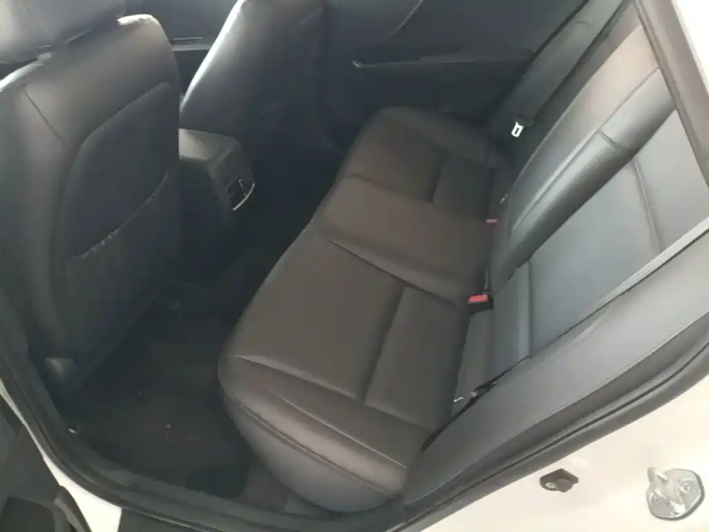 Hyundai Mistra — миниатюра 17