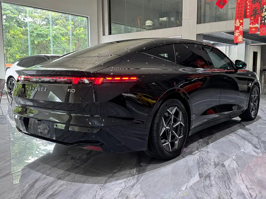 Lynk & Co Z10 — миниатюра 21