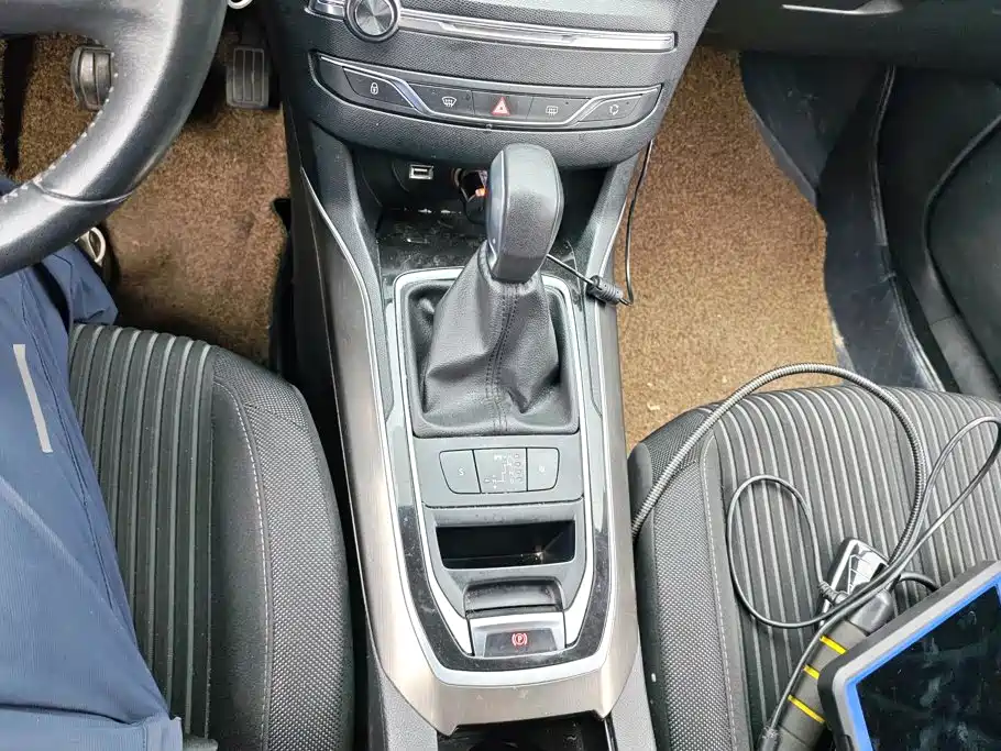 Peugeot 408 — миниатюра 16