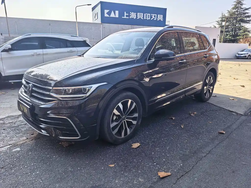 Volkswagen Tiguan L — миниатюра 3