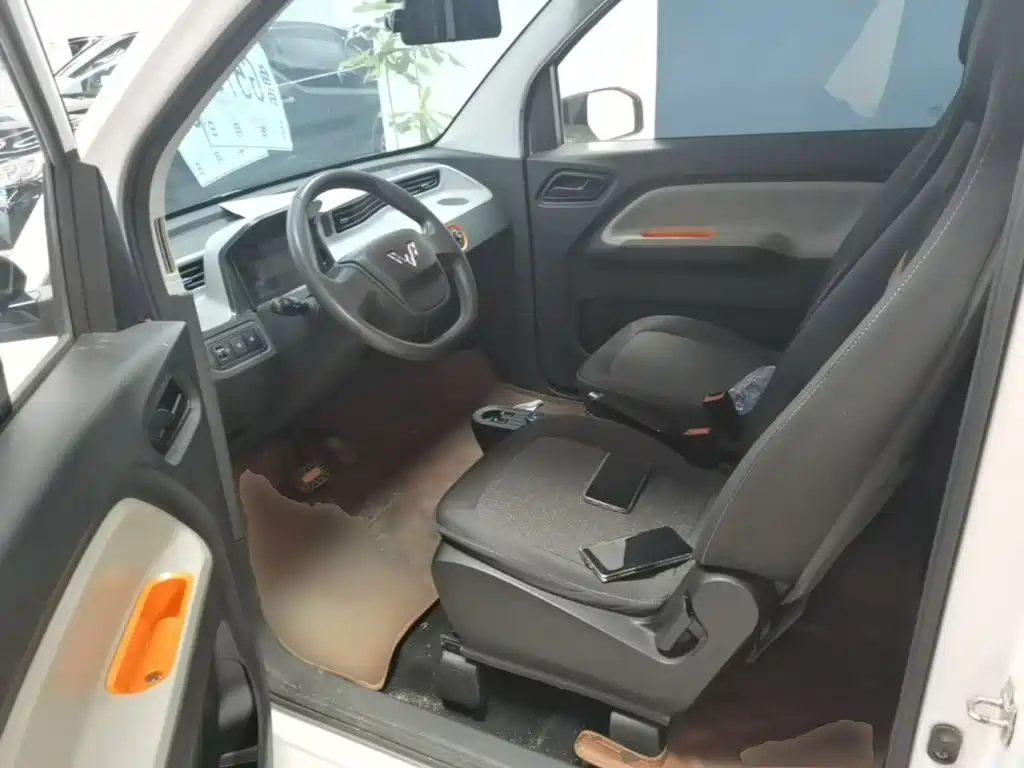 Wuling MINIEV — миниатюра 16