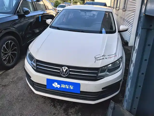 VOLKSWAGEN SANTANA 2018