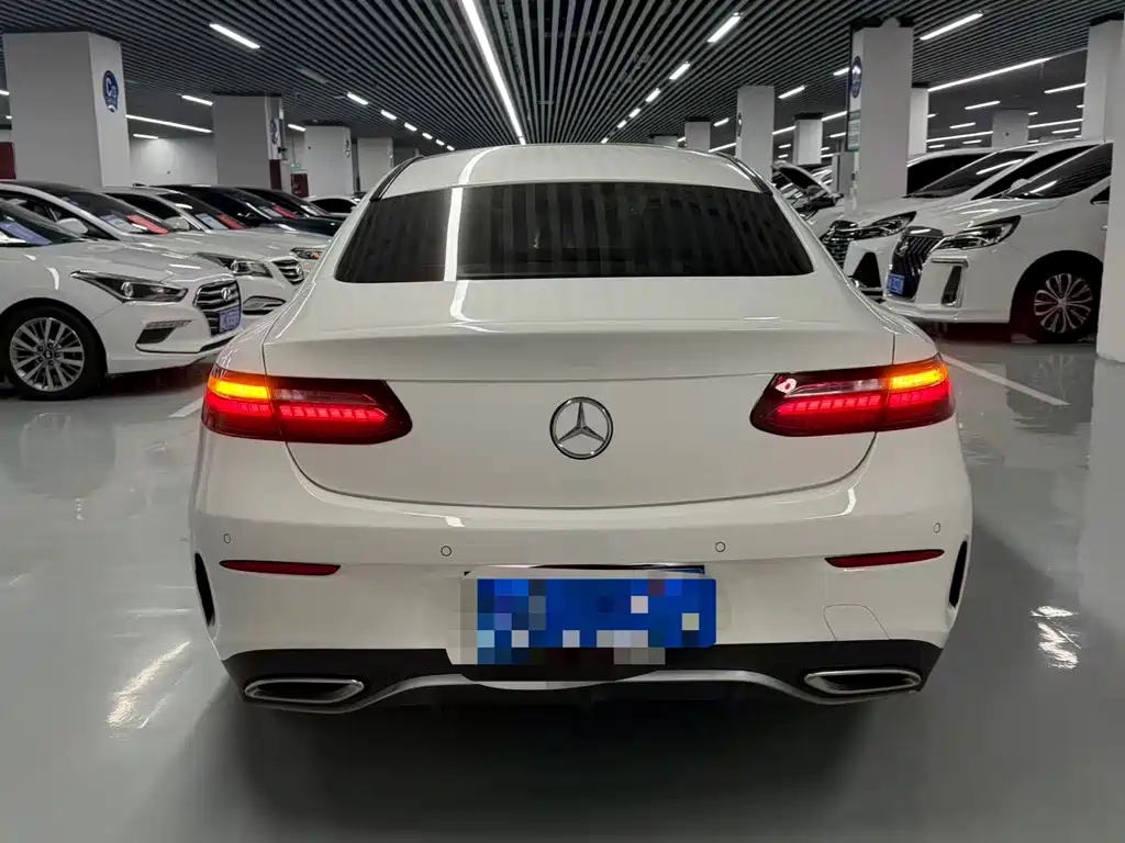 Mercedes-Benz E-Class (Import) — миниатюра 16