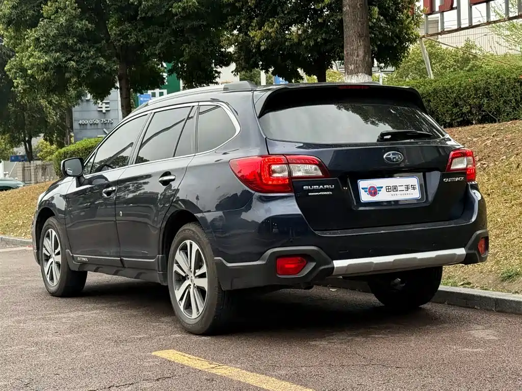 SUBARU OUTBACK