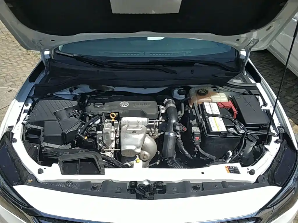 Buick Excelle — миниатюра 20