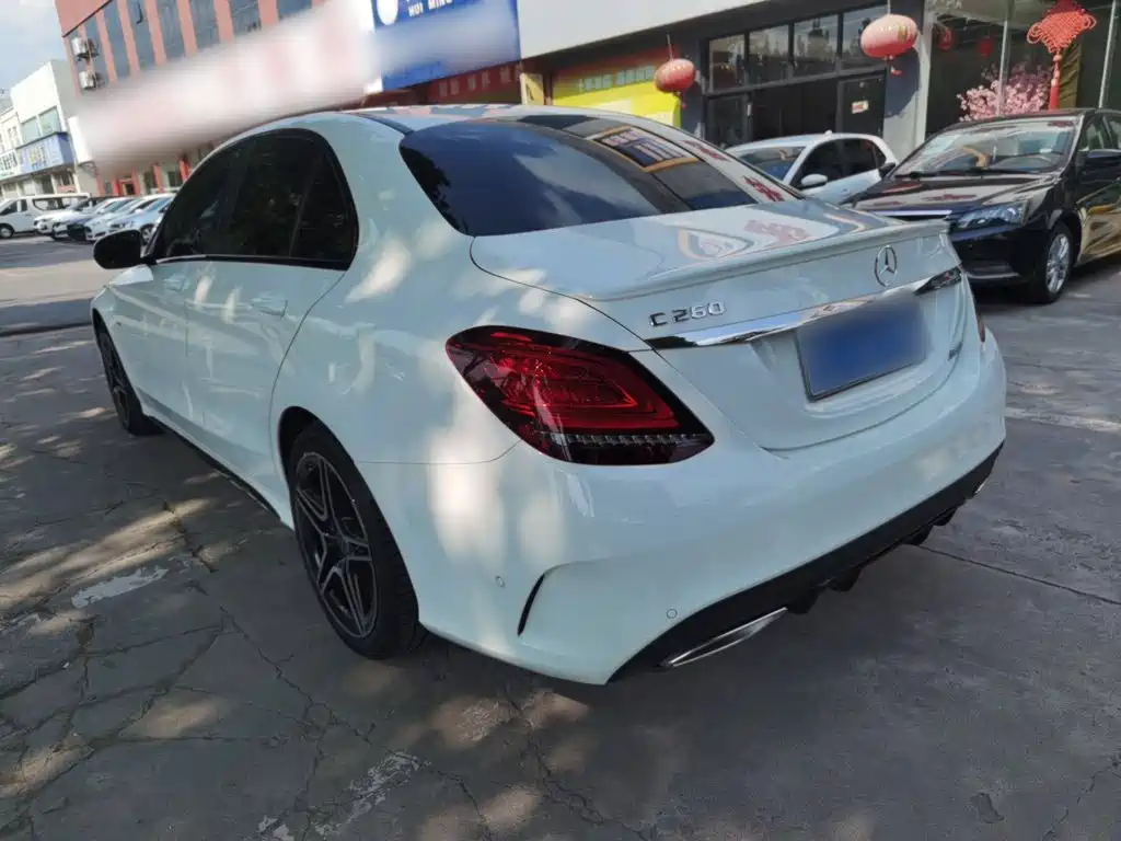 Mercedes-Benz C-Class — миниатюра 4