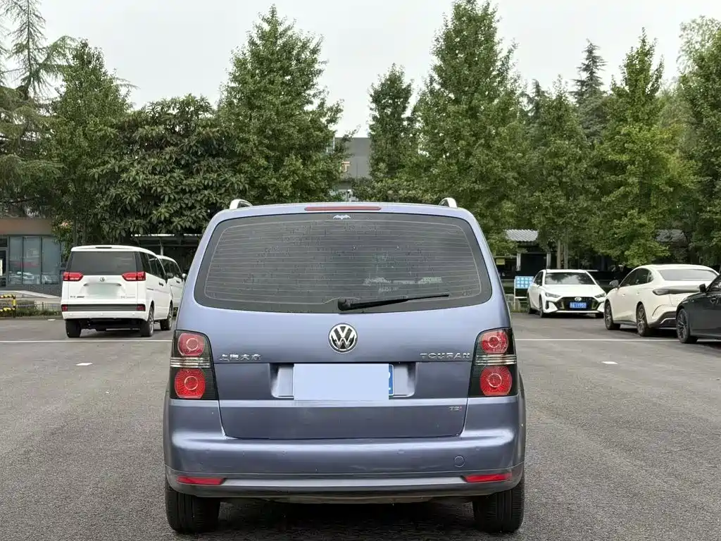 Volkswagen Touran — миниатюра 7