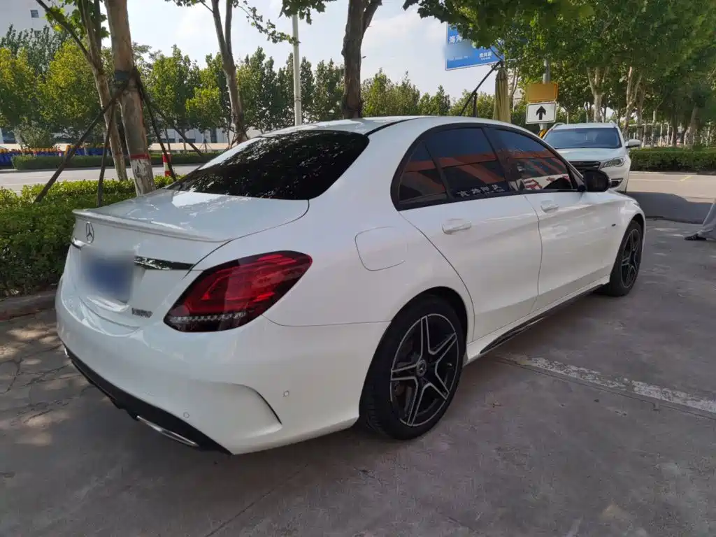 Mercedes-Benz C-Class — миниатюра 8
