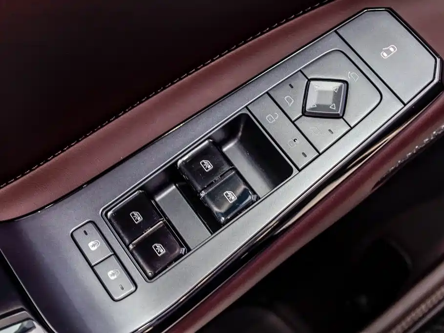 Denza Denza Z9GT — миниатюра 12