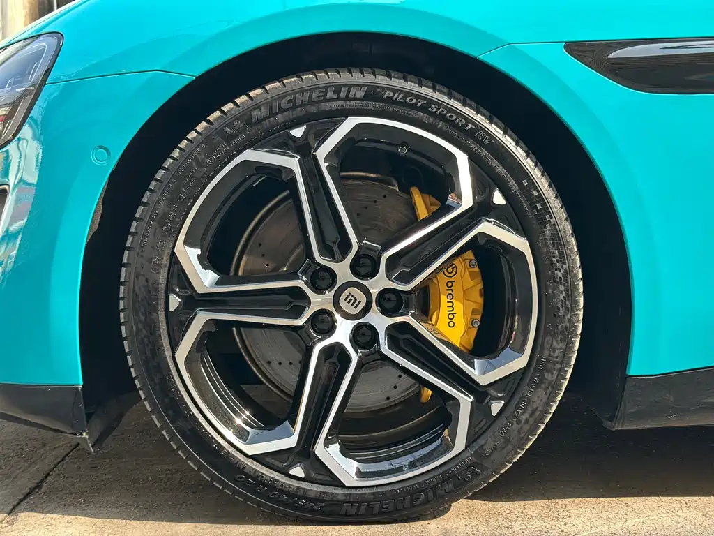 XIAOMI CAR XIAOMI SU7