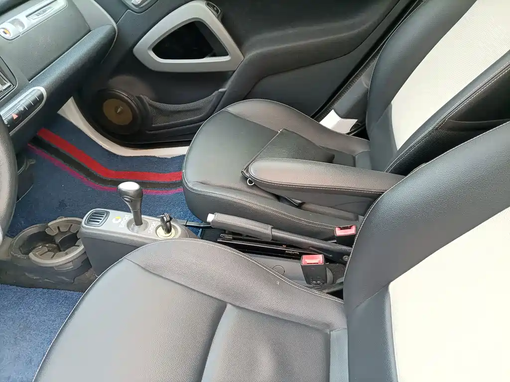 smart Smart Fortwo — миниатюра 13