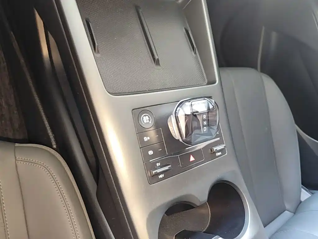 BYD Qin PLUS — миниатюра 14
