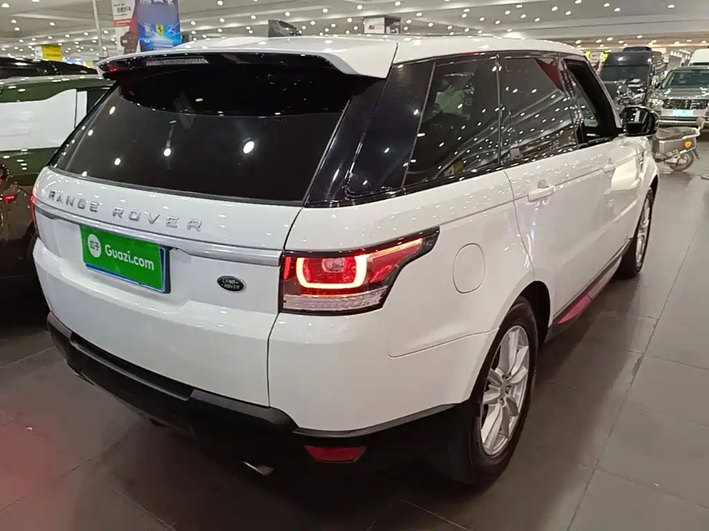 Land Rover Sport — миниатюра 7