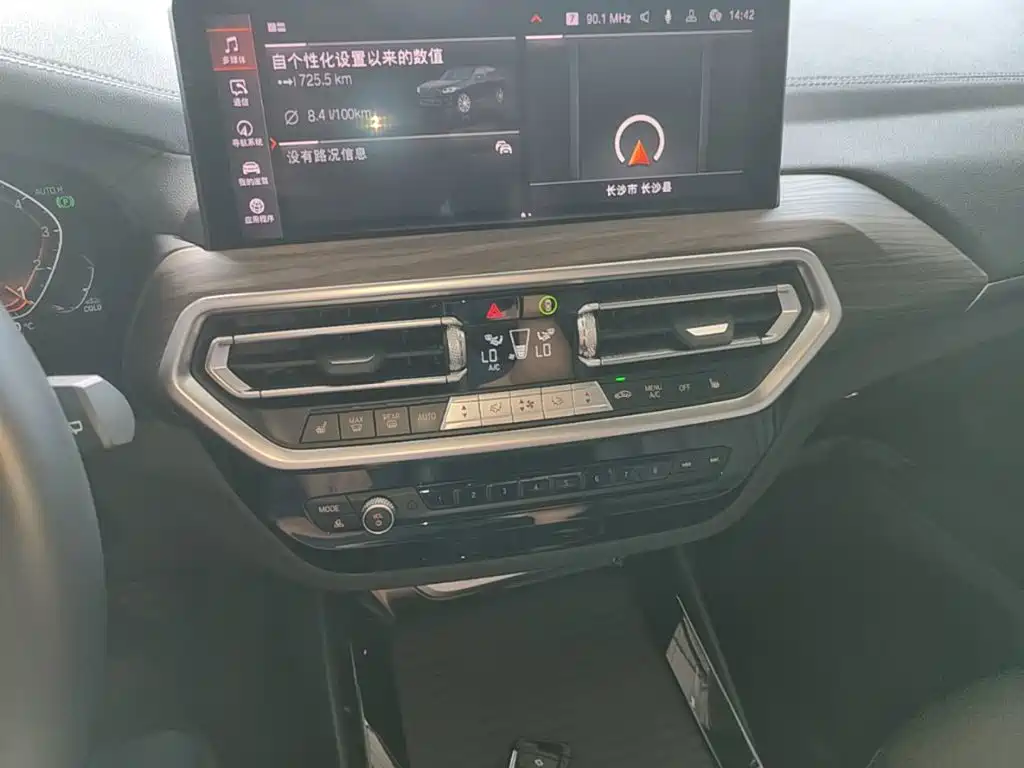 BMW X3 — миниатюра 13
