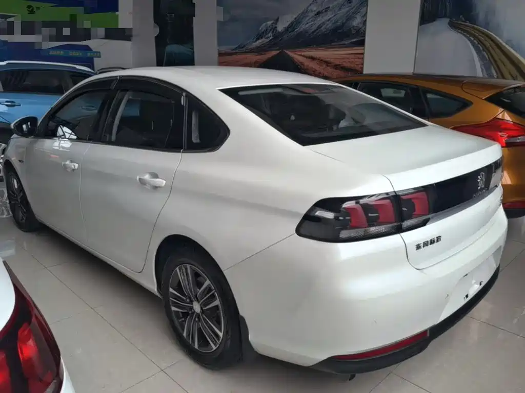 Peugeot 308 — миниатюра 5